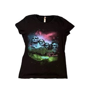 Next LevelVTG 90s Mount Rushmore Wrap Around Black T-Shirt women’s XL